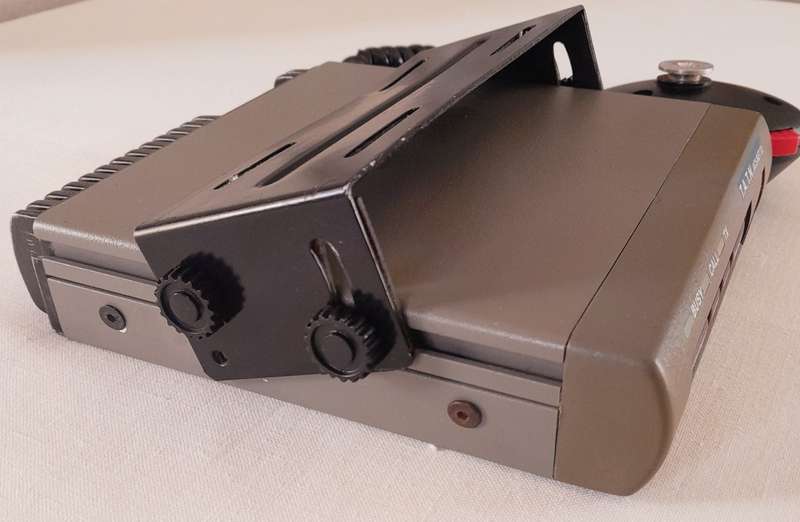 QD Electronics BANTAM MX Mid band 66-88MHz 80 channel base station Radio